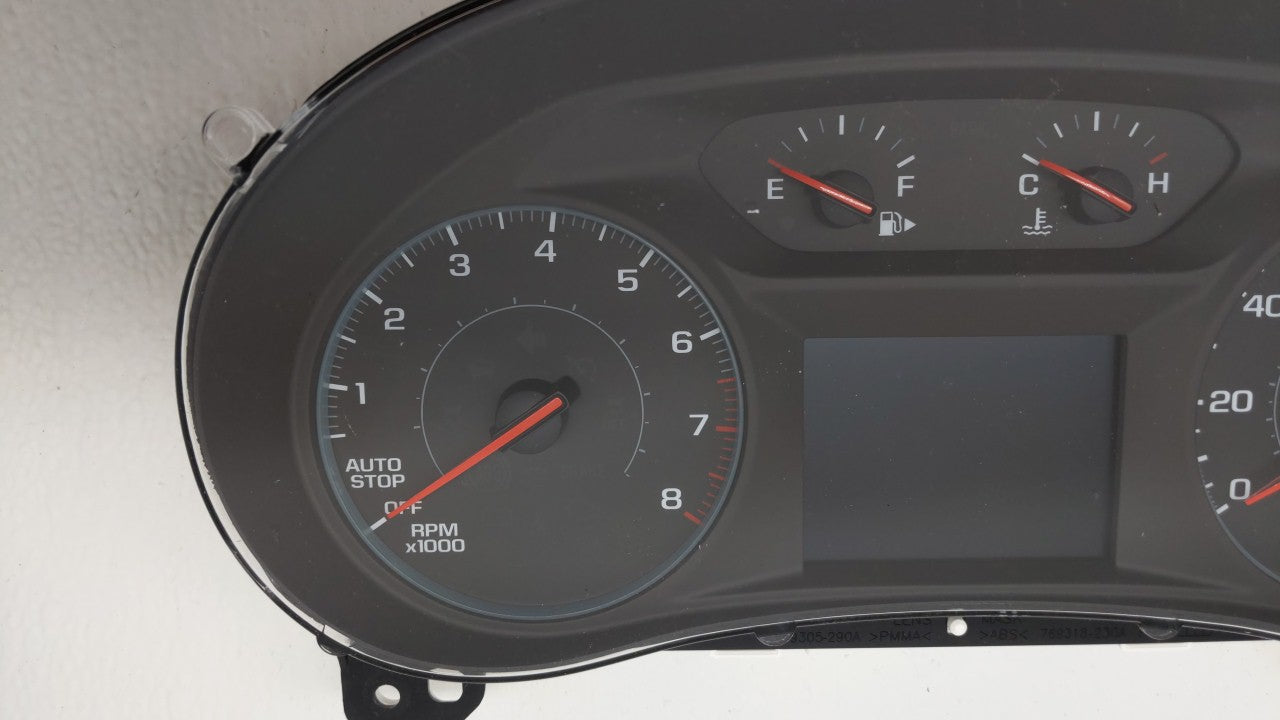 2016 Chevrolet Malibu Instrument Cluster Speedometer Gauges P/N:84031638 84031634, 84057458 Fits OEM Used Auto Parts - Oemus