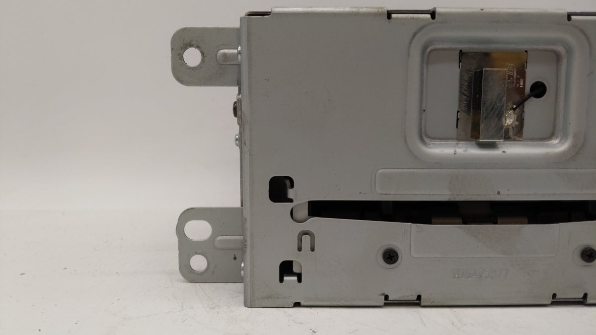 2016 Chevrolet Malibu Am Fm Cd Player Radio Receiver 269643 - Oemusedautoparts1.com