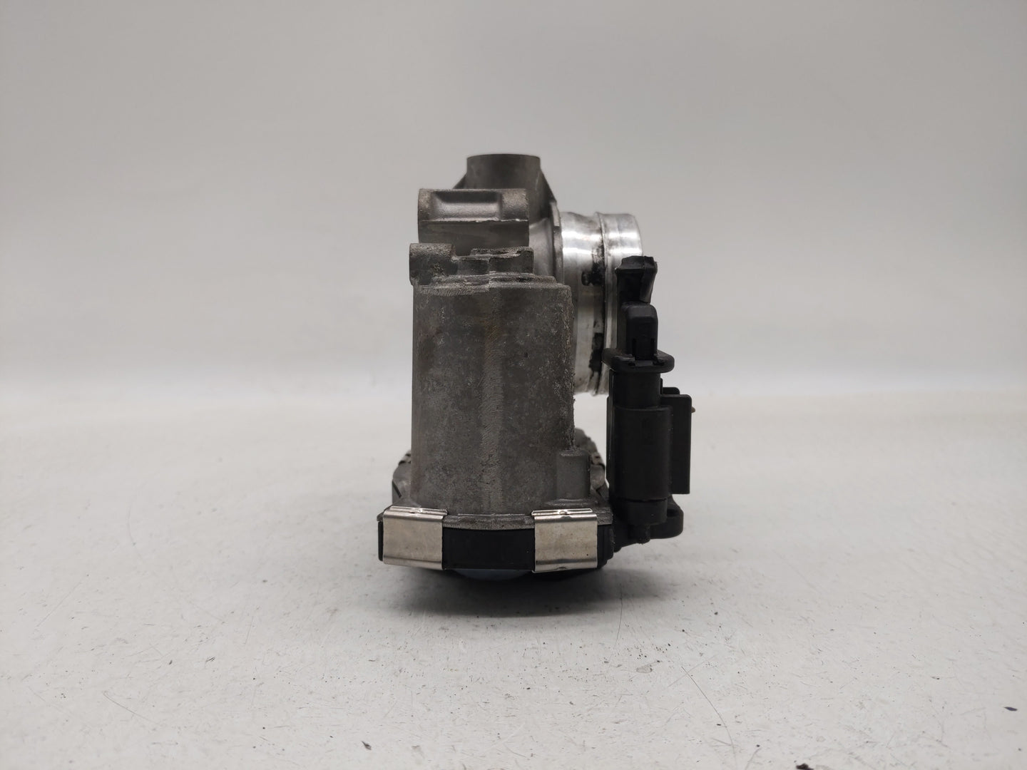 2016-2019 Chevrolet Malibu Throttle Body P/N:12659491BA 12671379AA Fits Fits 2016 2017 2018 2019 OEM Used Auto Parts - Oemus