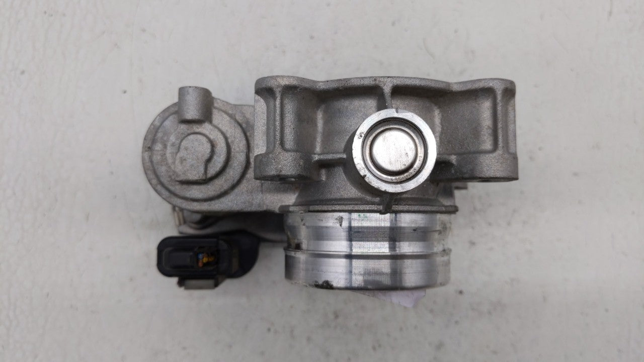2016-2019 Chevrolet Malibu Throttle Body P/N:12659491BA 12671379AA Fits Fits 2016 2017 2018 2019 OEM Used Auto Parts - Oemus