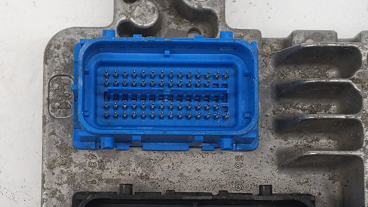 2016 Chevrolet Malibu PCM Engine Control Computer ECU ECM PCU OEM P/N:12672502 12607096, 12675580, 12676591, 12680968 Fits O
