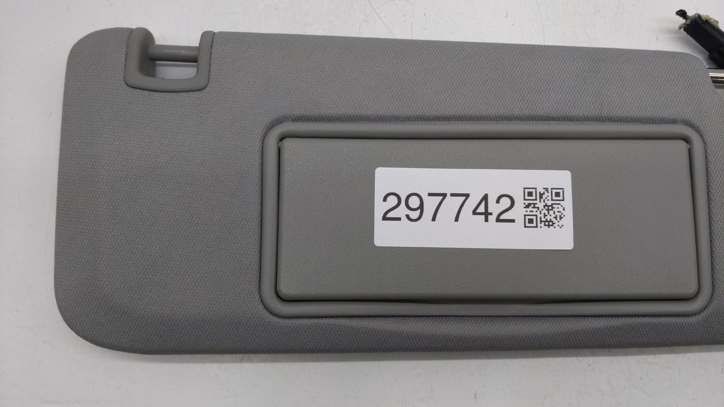 2016-2021 Chevrolet Malibu Sun Visor Shade Replacement Passenger Right Mirror Fits Fits 2016 2017 2018 2019 2020 2021 OEM Us