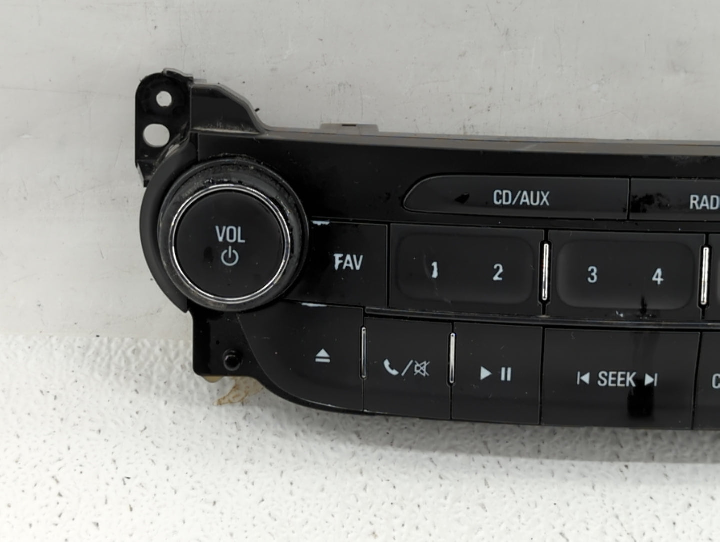 2014-2016 Chevrolet Malibu Radio Control Panel - Oemusedautoparts1.com
