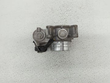 2016-2019 Chevrolet Malibu Throttle Body P/N:12659491BA 12671379AA Fits Fits 2016 2017 2018 2019 OEM Used Auto Parts