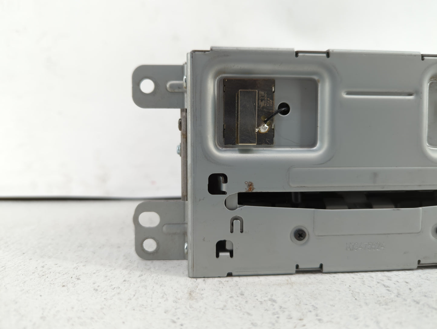 2014-2016 Chevrolet Malibu Radio AM FM Cd Player Receiver Replacement P/N:23284461 23495272, 23184133 Fits Fits 2014 2015 20