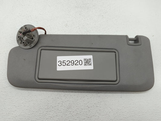 2016-2019 Chevrolet Malibu Sun Visor Shade Replacement Passenger Right Mirror Fits Fits 2016 2017 2018 2019 OEM Used Auto Parts