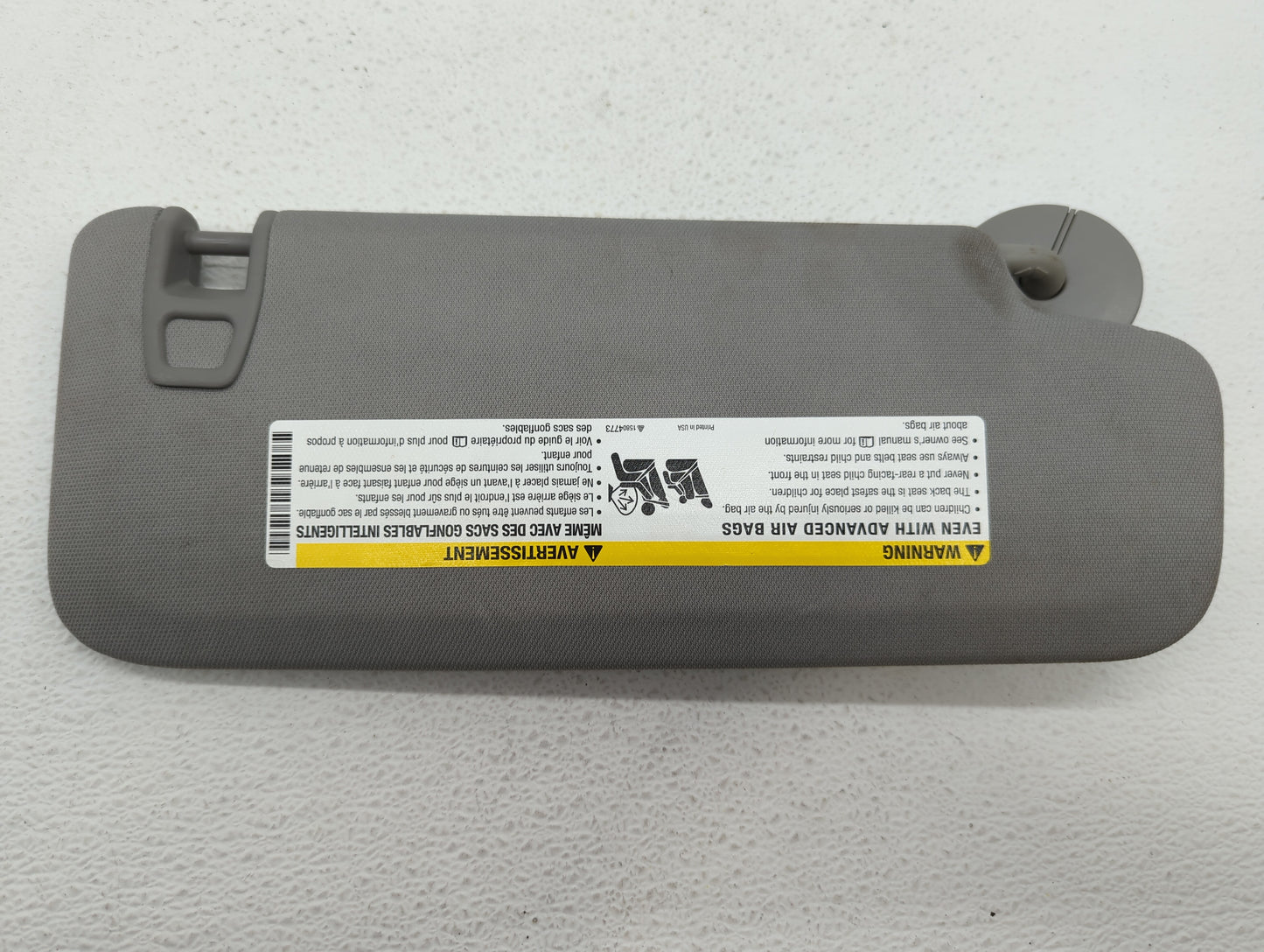 2016-2019 Chevrolet Malibu Sun Visor Shade Replacement Passenger Right Mirror Fits Fits 2016 2017 2018 2019 OEM Used Auto Pa