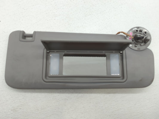 2016-2019 Chevrolet Malibu Sun Visor Shade Replacement Passenger Right Mirror Fits Fits 2016 2017 2018 2019 OEM Used Auto Pa