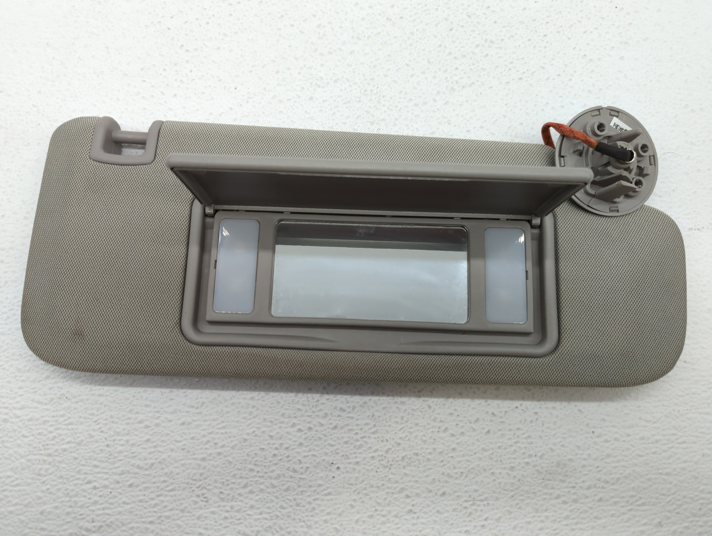 2013-2016 Chevrolet Malibu Sun Visor Shade Replacement Passenger Right Mirror Fits Fits 2013 2014 2015 2016 OEM Used Auto Pa