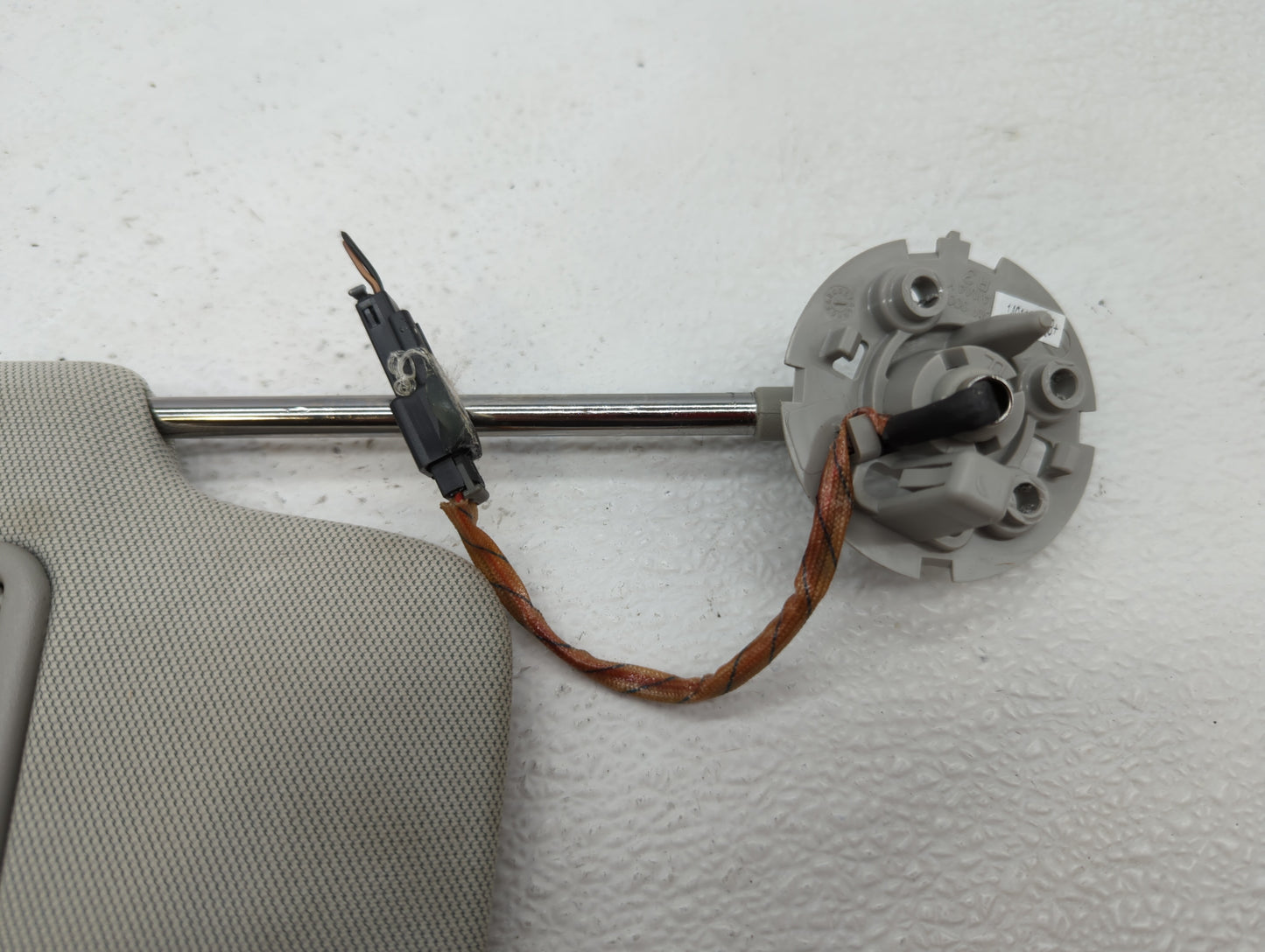 2013-2016 Chevrolet Malibu Sun Visor Shade Replacement Passenger Right Mirror Fits Fits 2013 2014 2015 2016 OEM Used Auto Pa