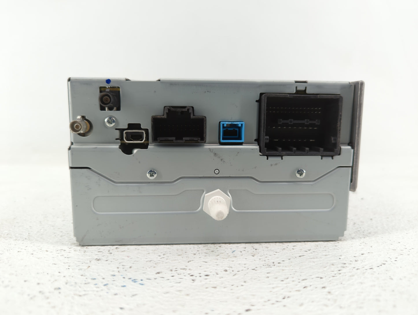 2016 Chevrolet Malibu Radio AM FM Cd Player Receiver Replacement P/N:23284461 23378512 Fits OEM Used Auto Parts - Oemusedaut