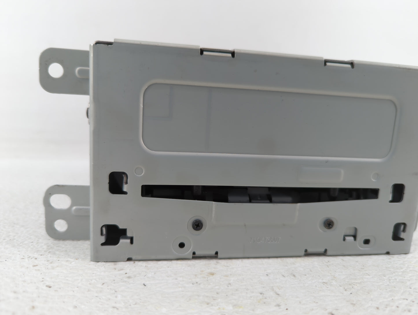 2014-2016 Chevrolet Malibu Am Fm Cd Player Radio Receiver - Oemusedautoparts1.com