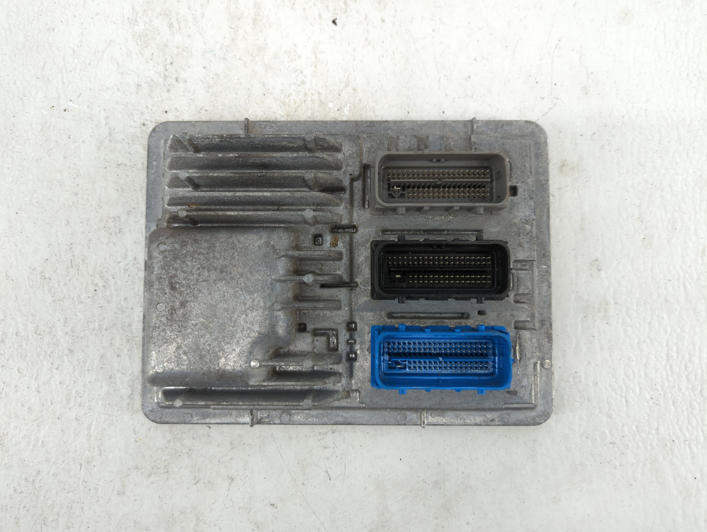 2016 Chevrolet Malibu PCM Engine Control Computer ECU ECM PCU OEM P/N:12669511 12672502, 12607096, 12675580, 12676591 Fits O