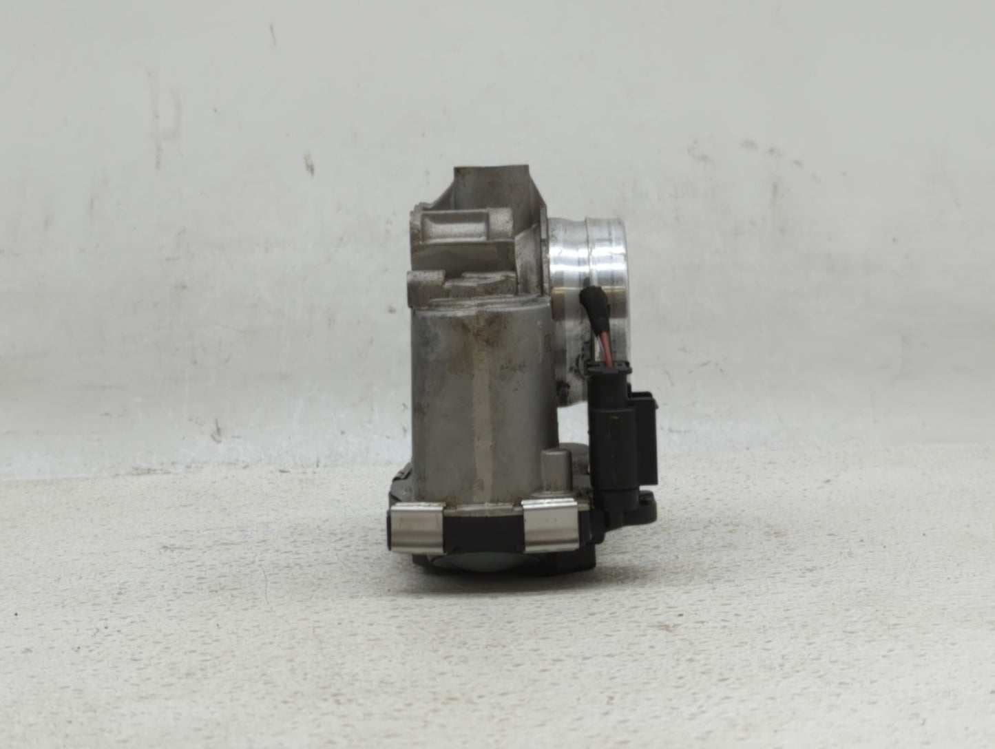 2016-2019 Chevrolet Malibu Throttle Body P/N:12659491BA 12671379AA Fits Fits 2016 2017 2018 2019 OEM Used Auto Parts - Oemus