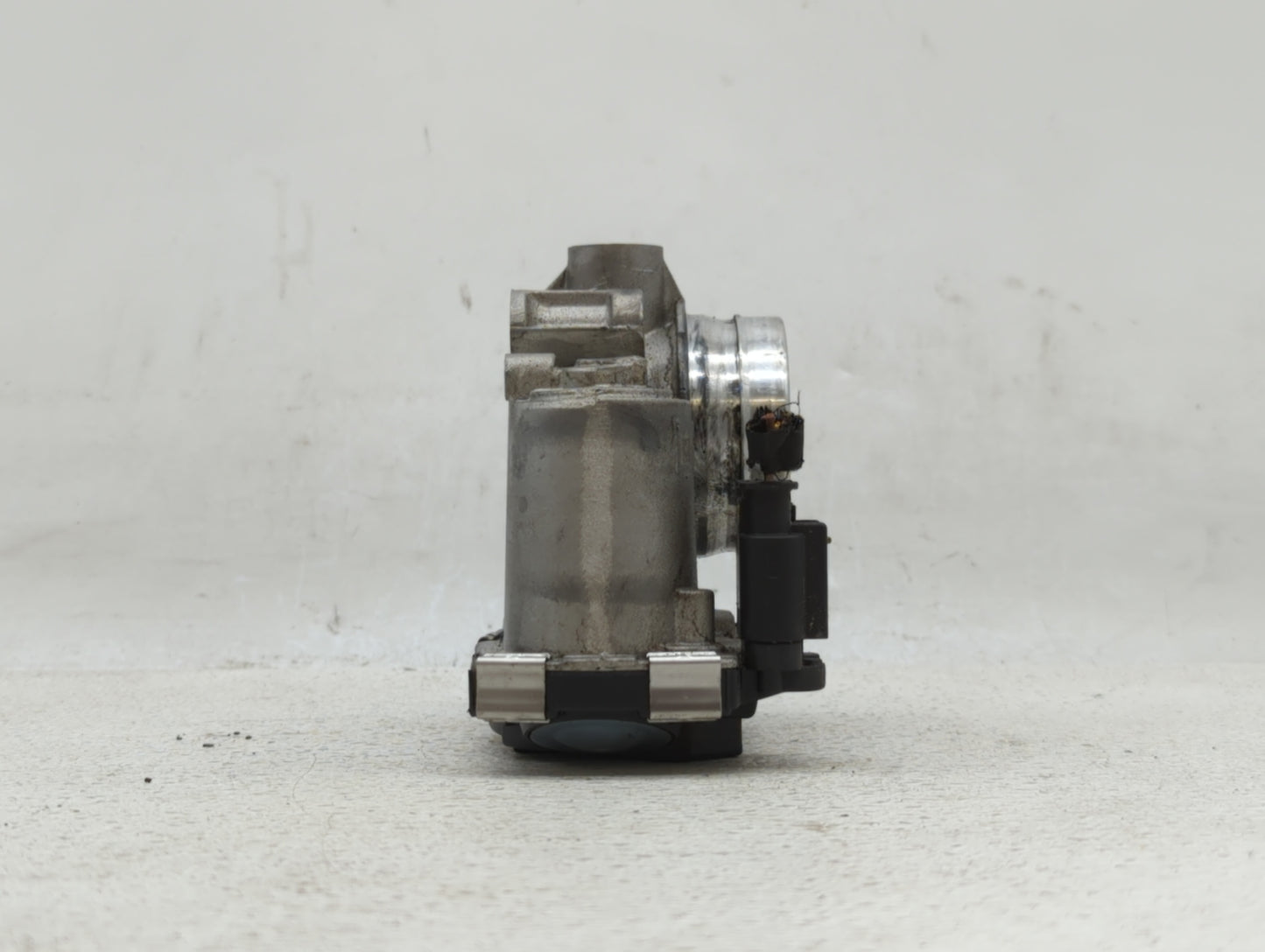 2016-2019 Chevrolet Malibu Throttle Body P/N:12659491BA 12671379AA Fits Fits 2016 2017 2018 2019 OEM Used Auto Parts - Oemus