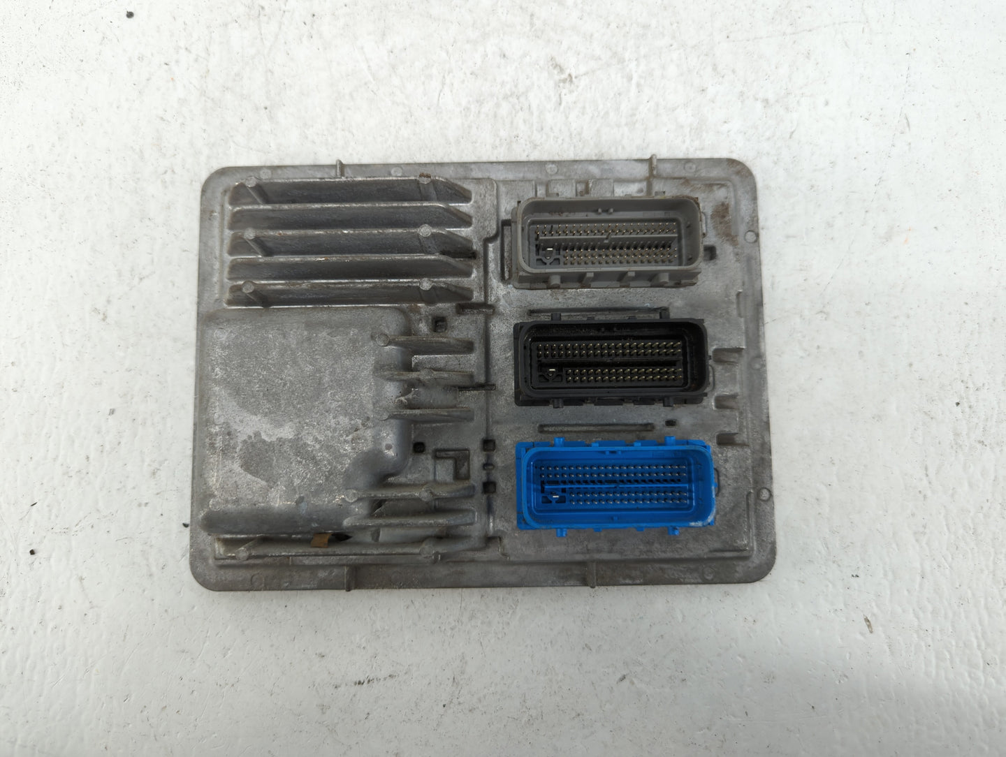 2016 Chevrolet Malibu PCM Engine Control Computer ECU ECM PCU OEM P/N:12672502 12669511, 12607096, 12675580, 12676591 Fits O