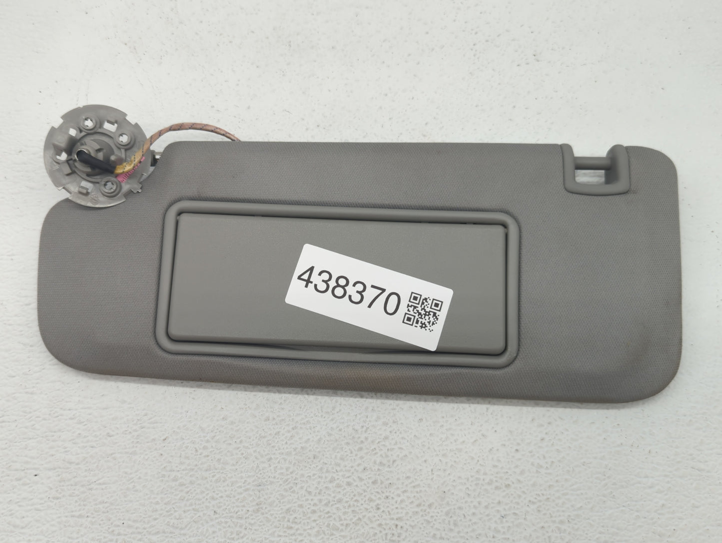 2016-2021 Chevrolet Malibu Sun Visor Shade Replacement Driver Left Mirror Fits Fits 2016 2017 2018 2019 2020 2021 OEM Used A