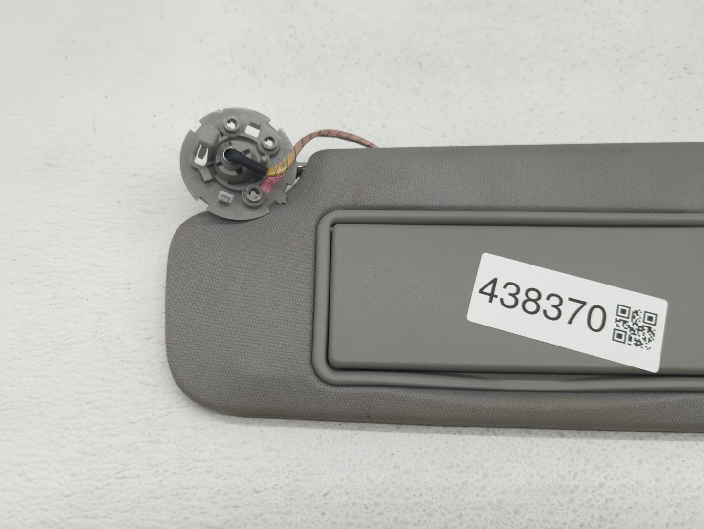 2016-2021 Chevrolet Malibu Sun Visor Shade Replacement Driver Left Mirror Fits Fits 2016 2017 2018 2019 2020 2021 OEM Used A