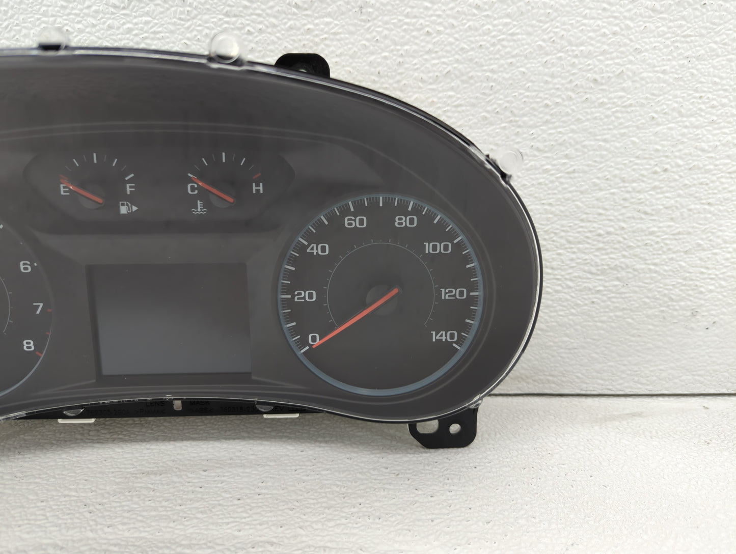 2016 Chevrolet Malibu Instrument Cluster Speedometer Gauges P/N:84265612 84105428, 84057459, 84057458 Fits OEM Used Auto Par
