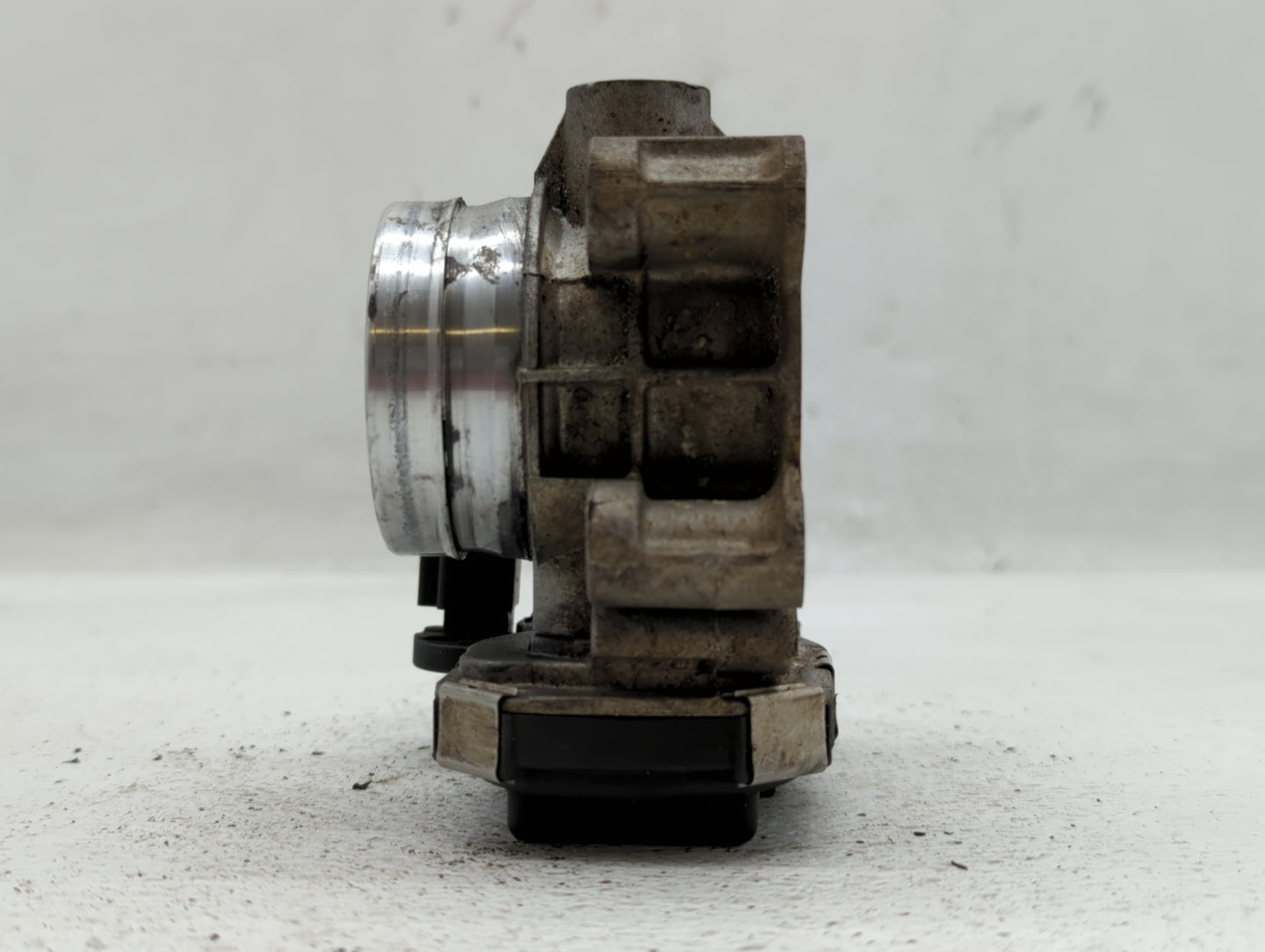 2016-2021 Chevrolet Malibu Throttle Body P/N:12659491BA 12671379AA Fits Fits 2016 2017 2018 2019 2020 2021 2022 OEM Used Aut