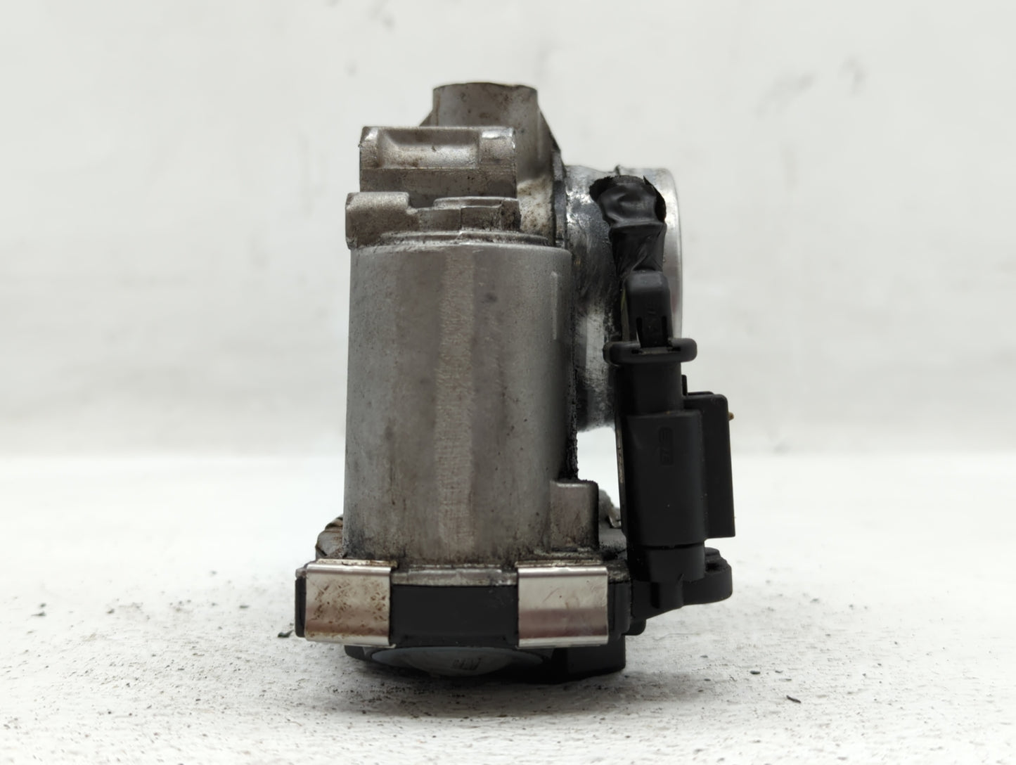 2016-2021 Chevrolet Malibu Throttle Body P/N:12659491BA 12671379AA Fits Fits 2016 2017 2018 2019 2020 2021 2022 OEM Used Aut