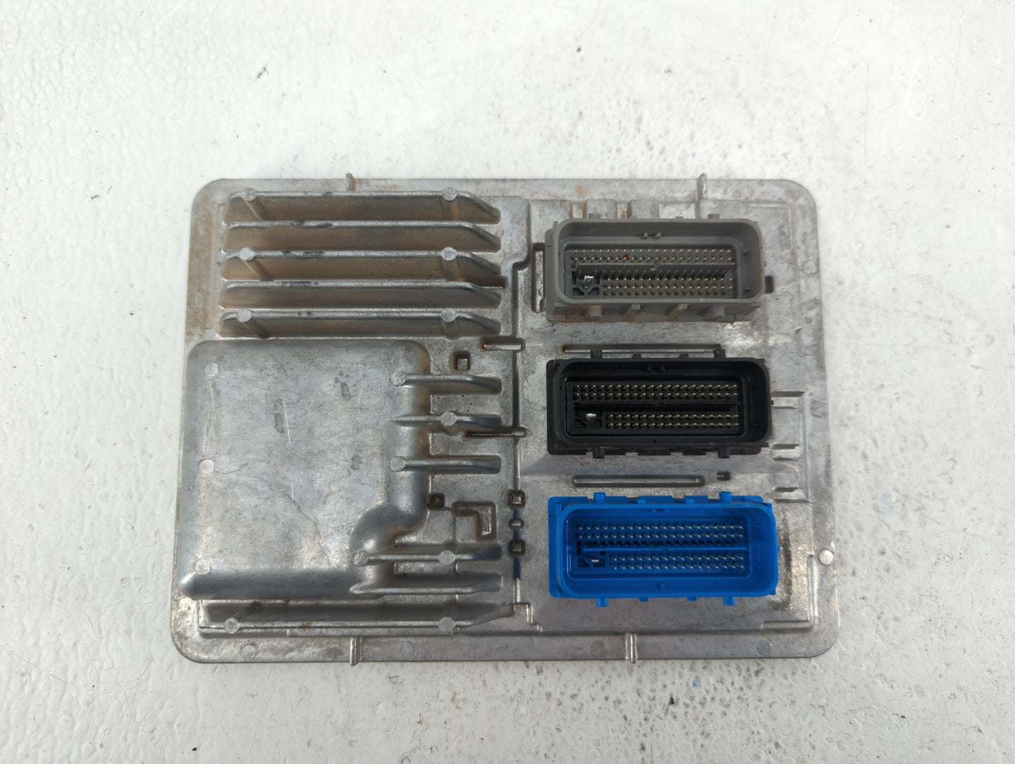 2016 Chevrolet Malibu PCM Engine Control Computer ECU ECM PCU OEM P/N:12672502 12676591, 12669511, 12607096, 12675580 Fits O