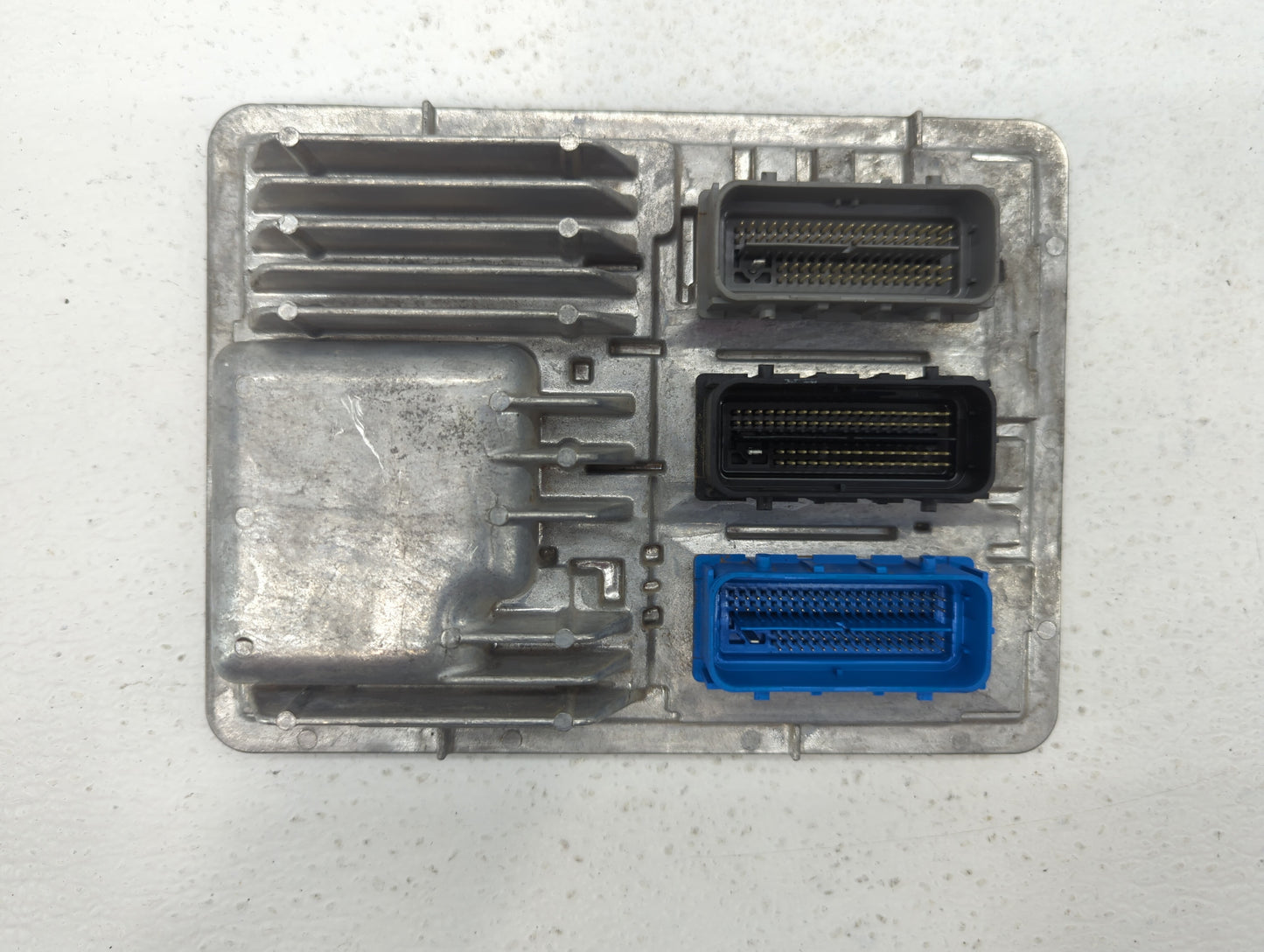 2016 Chevrolet Malibu PCM Engine Control Computer ECU ECM PCU OEM P/N:12672502 12671004, 12675580, 12676591, 12669511 Fits O