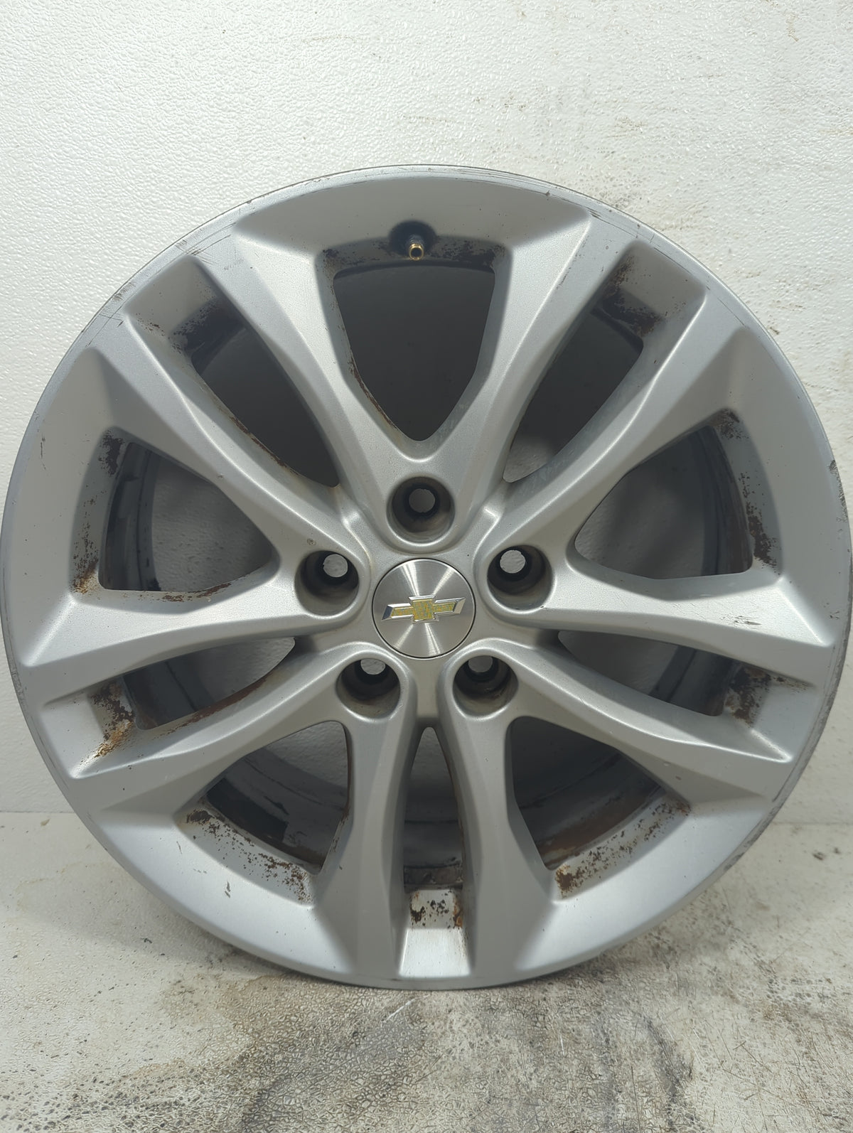 2016-2018 Chevrolet Malibu Oem Wheel Rim 5043557 - Oemusedautoparts1.com