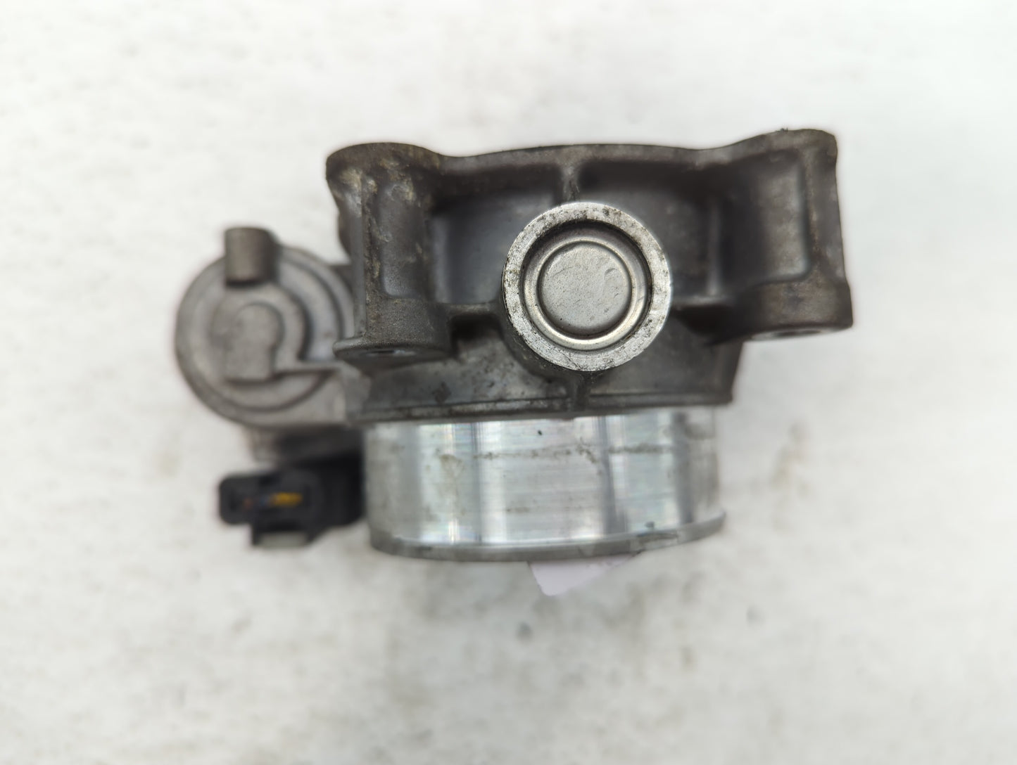 2016 Chevrolet Malibu Throttle Body P/N:12670839AA 12627217DA Fits Fits 2017 2018 2019 2020 2021 2022 OEM Used Auto Parts - 