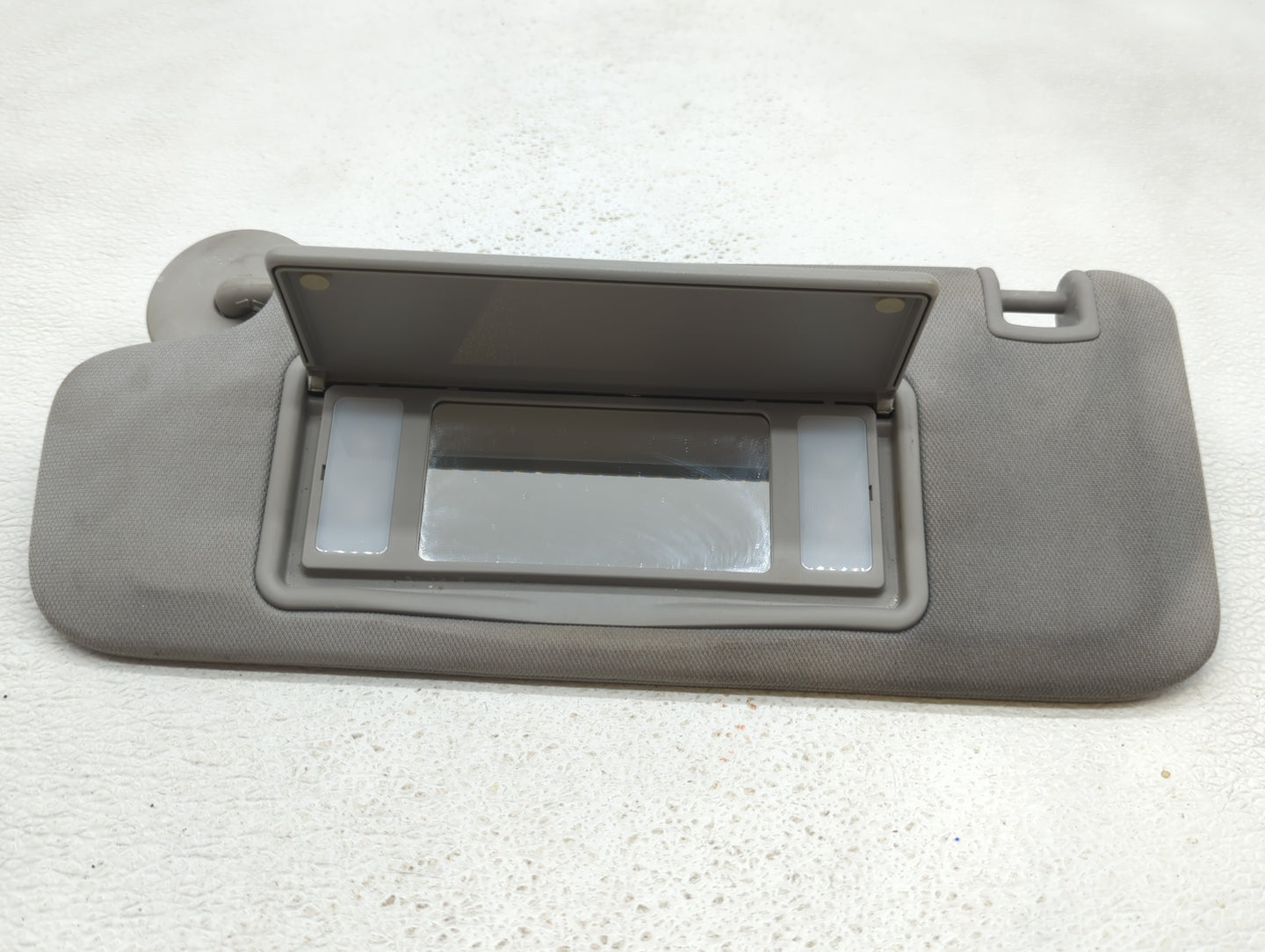 2016-2021 Chevrolet Malibu Sun Visor Shade Replacement Driver Left Mirror Fits Fits 2016 2017 2018 2019 2020 2021 OEM Used A