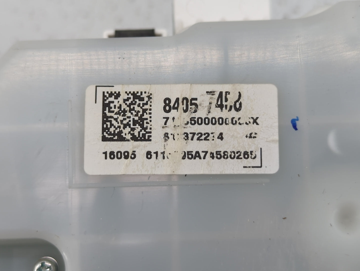 2016 Chevrolet Malibu Instrument Cluster Speedometer Gauges P/N:84265612 84105428, 84057459, 84057458 Fits OEM Used Auto Par