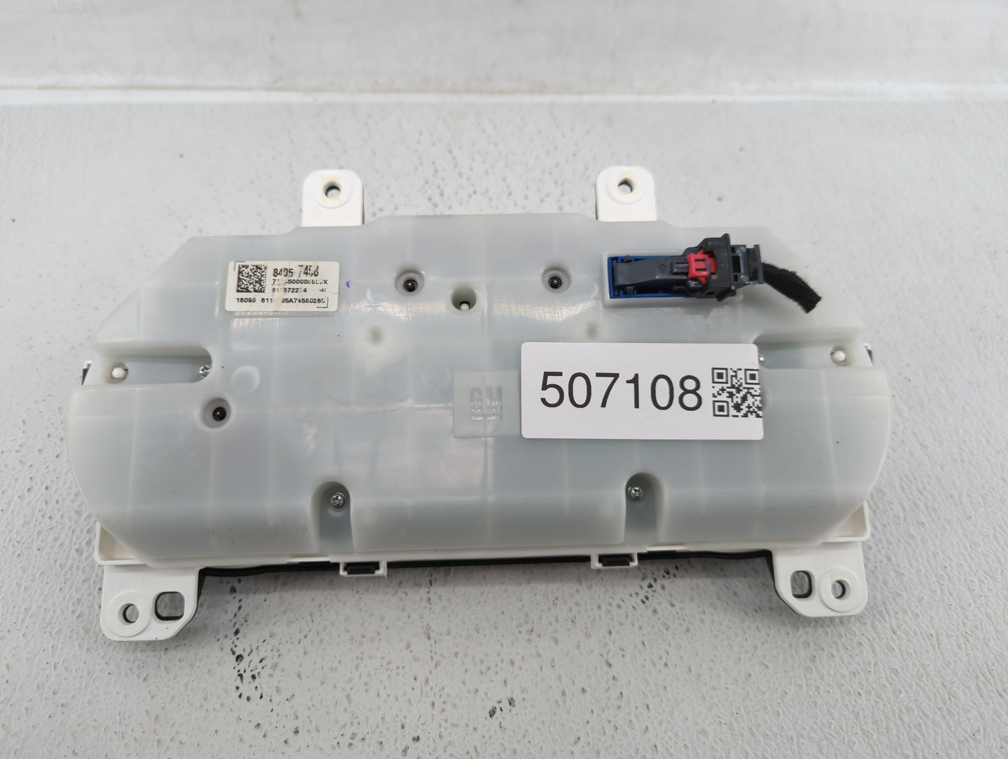 2016 Chevrolet Malibu Instrument Cluster Speedometer Gauges P/N:84265612 84105428, 84057459, 84057458 Fits OEM Used Auto Par