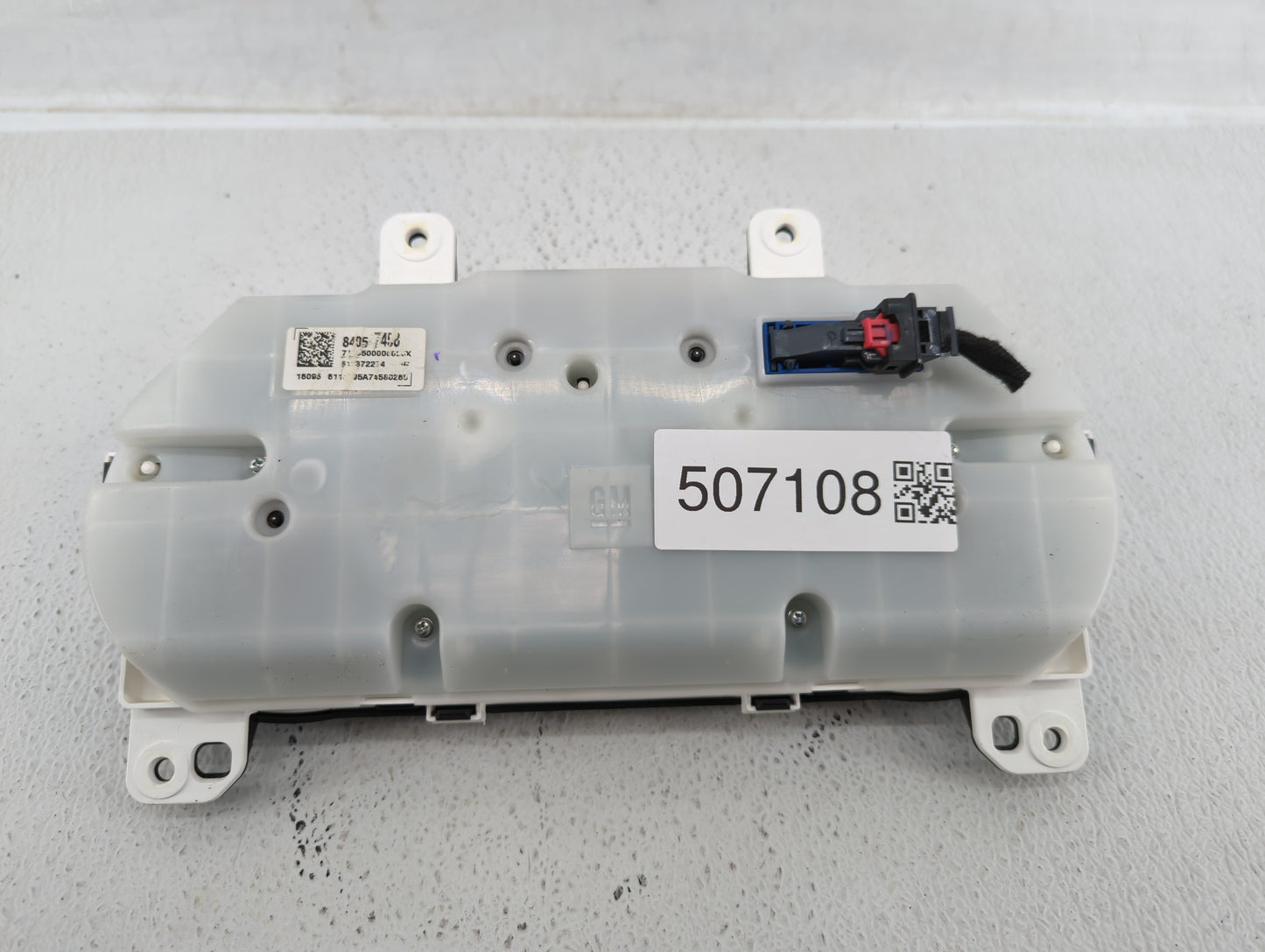 2016 Chevrolet Malibu Instrument Cluster Speedometer Gauges P/N:84265612 84105428, 84057459, 84057458 Fits OEM Used Auto Par