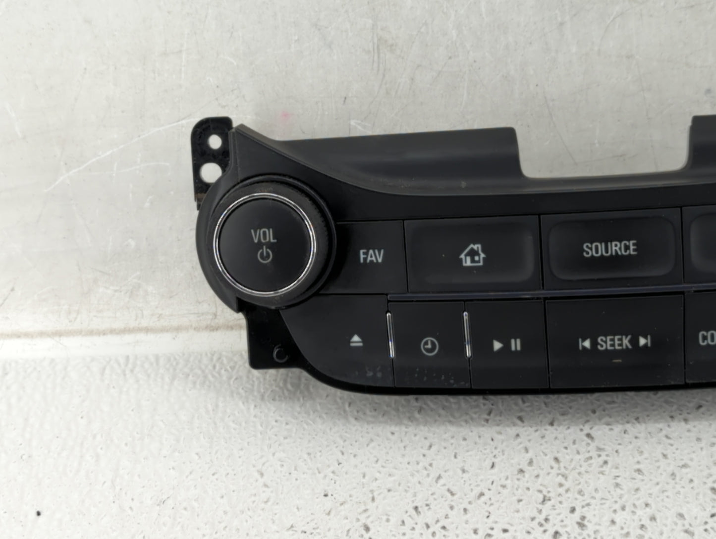 2014-2016 Chevrolet Malibu Radio Control Panel - Oemusedautoparts1.com