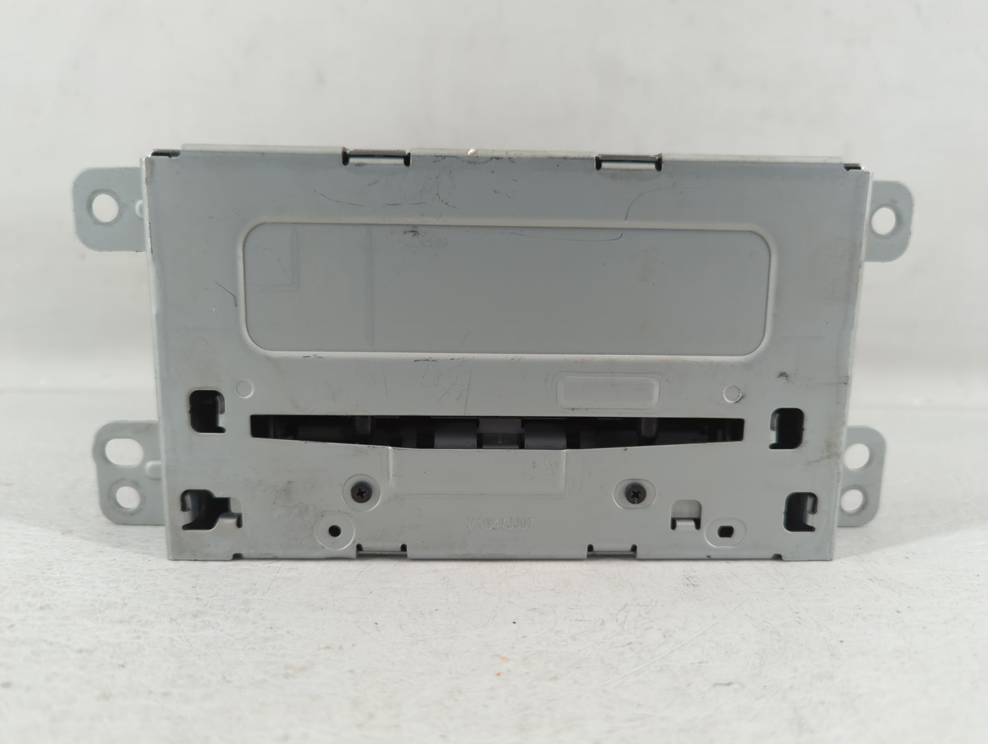 2014-2016 Chevrolet Malibu Am Fm Cd Player Radio Receiver - Oemusedautoparts1.com