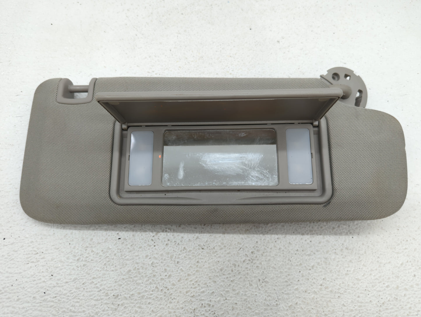 2013-2016 Chevrolet Malibu Sun Visor Shade Replacement Passenger Right Mirror Fits Fits 2013 2014 2015 2016 OEM Used Auto Pa