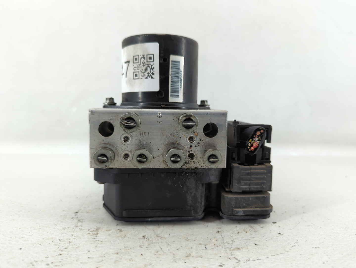 2013-2016 Chevrolet Malibu ABS Pump Control Module Replacement P/N:22863598 Fits Fits 2012 2013 2014 2015 2016 OEM Used Auto