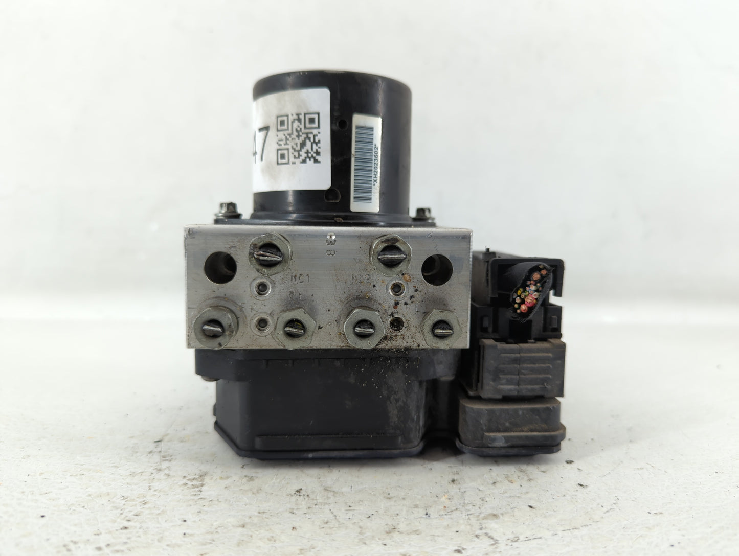 2013-2016 Chevrolet Malibu ABS Pump Control Module Replacement P/N:22863598 Fits Fits 2012 2013 2014 2015 2016 OEM Used Auto
