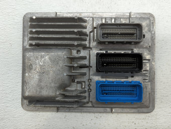 compare product 2016 Chevrolet Malibu PCM Engine Control Computer ECU ECM PCU OEM P/N:12675580 12672502 Fits OEM Used Auto Parts