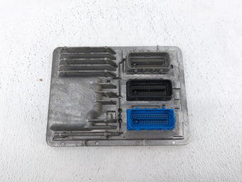 compare product 2016 Chevrolet Malibu PCM Engine Control Computer ECU ECM PCU OEM P/N:12675580 12672502 Fits OEM Used Auto Parts
