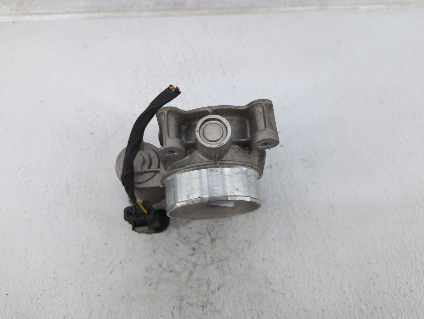 2016 Chevrolet Malibu Throttle Body P/N:12627217DA 12670839AA Fits Fits 2017 2018 2019 2020 2021 2022 OEM Used Auto Parts - 