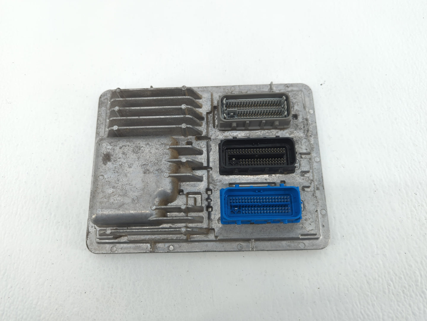 2016 Chevrolet Malibu PCM Engine Control Computer ECU ECM PCU OEM P/N:12675580 Fits OEM Used Auto Parts - Oemusedautoparts1.