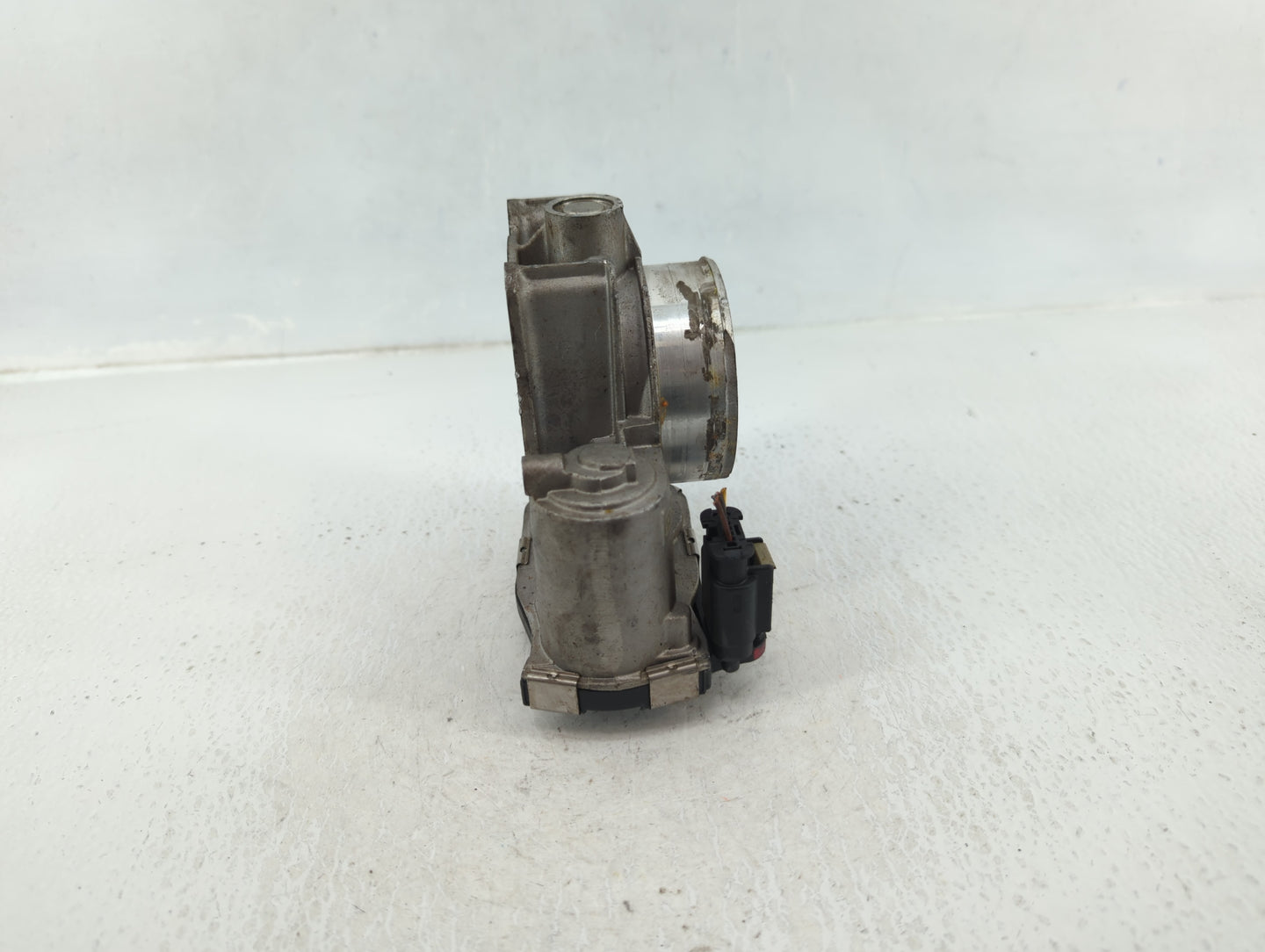 2016 Chevrolet Malibu Throttle Body P/N:12627217DA Fits Fits 2017 2018 2019 2020 2021 2022 OEM Used Auto Parts - Oemusedauto