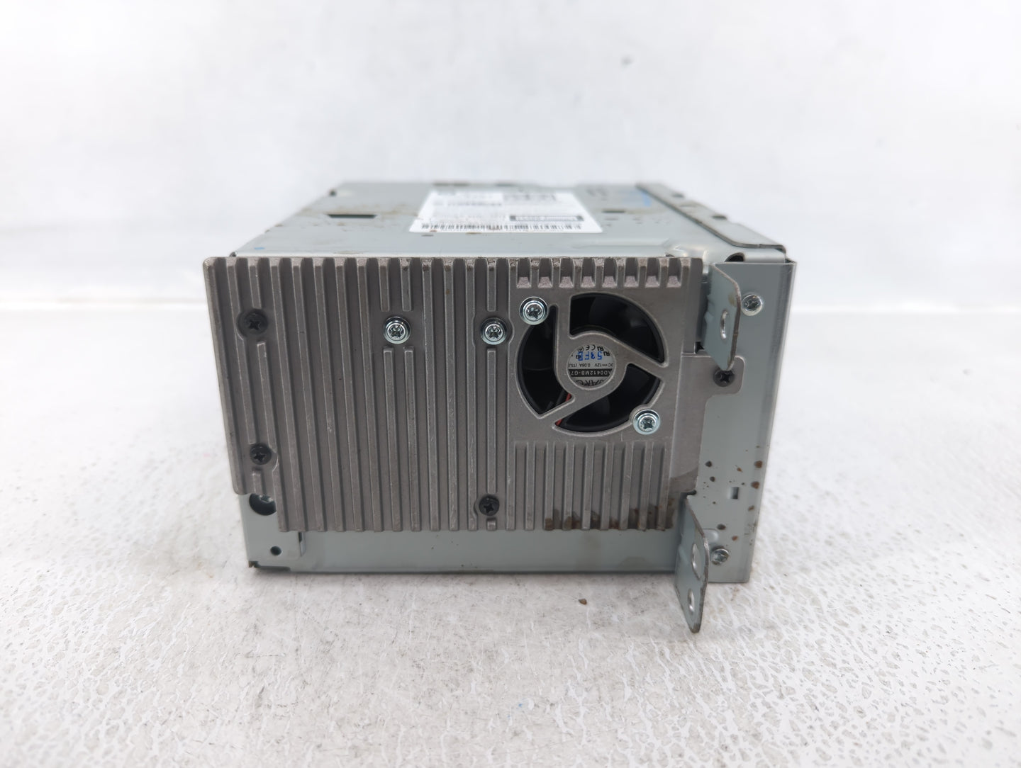 2014-2016 Chevrolet Malibu Am Fm Cd Player Radio Receiver - Oemusedautoparts1.com