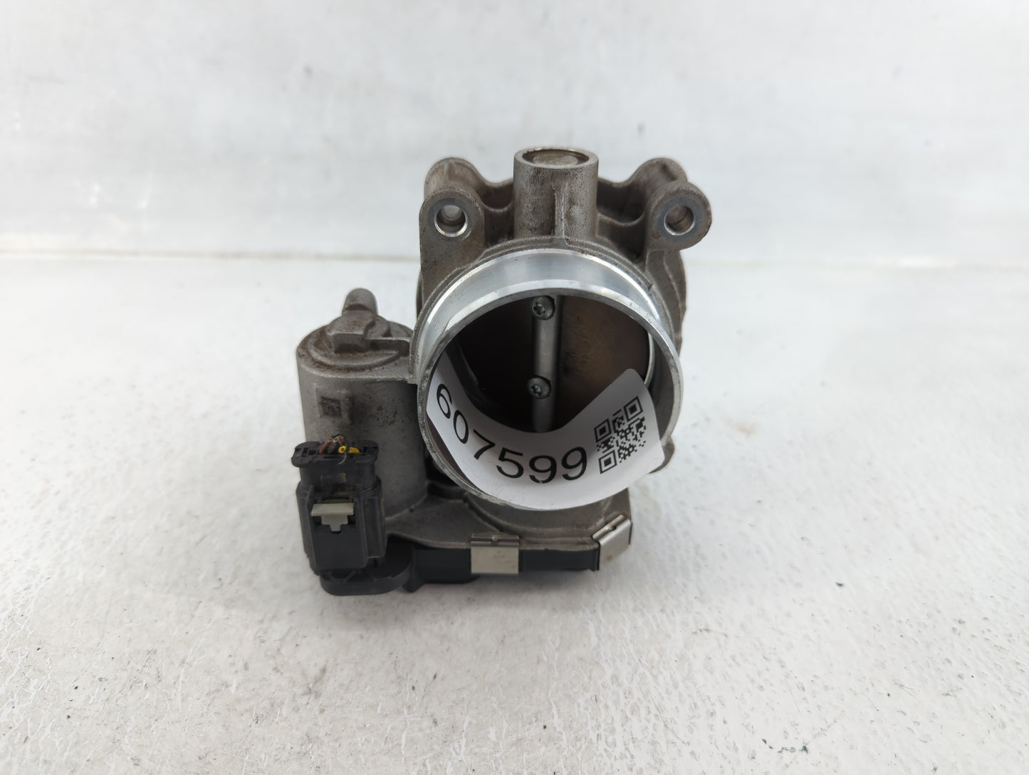 2016 Chevrolet Malibu Throttle Body P/N:12627217DA Fits Fits 2017 2018 2019 2020 2021 2022 OEM Used Auto Parts - Oemusedauto