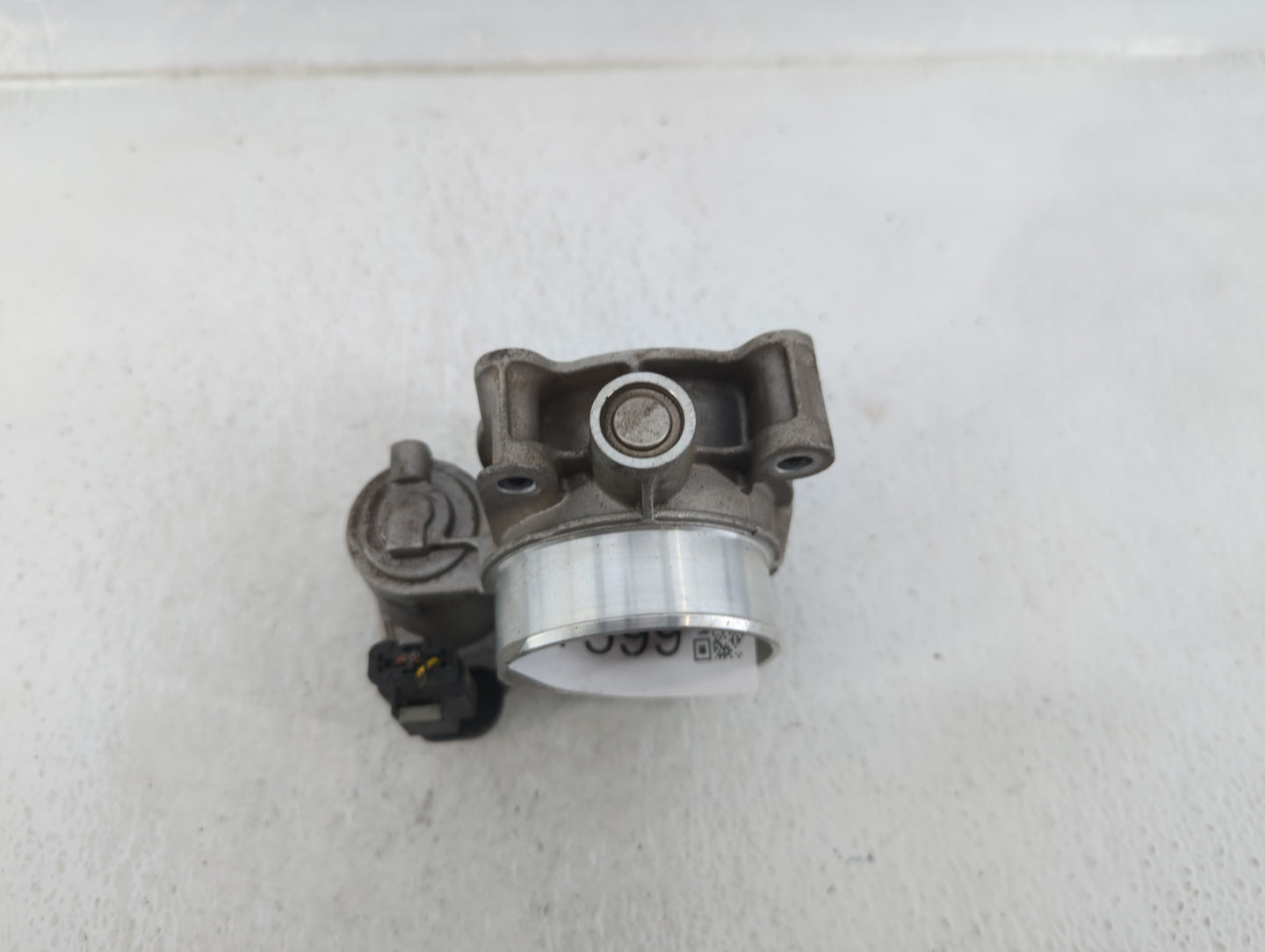 2016 Chevrolet Malibu Throttle Body P/N:12627217DA Fits Fits 2017 2018 2019 2020 2021 2022 OEM Used Auto Parts - Oemusedauto
