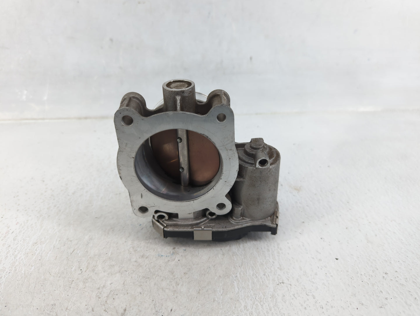 2016 Chevrolet Malibu Throttle Body P/N:12627217DA Fits Fits 2017 2018 2019 2020 2021 2022 OEM Used Auto Parts - Oemusedauto