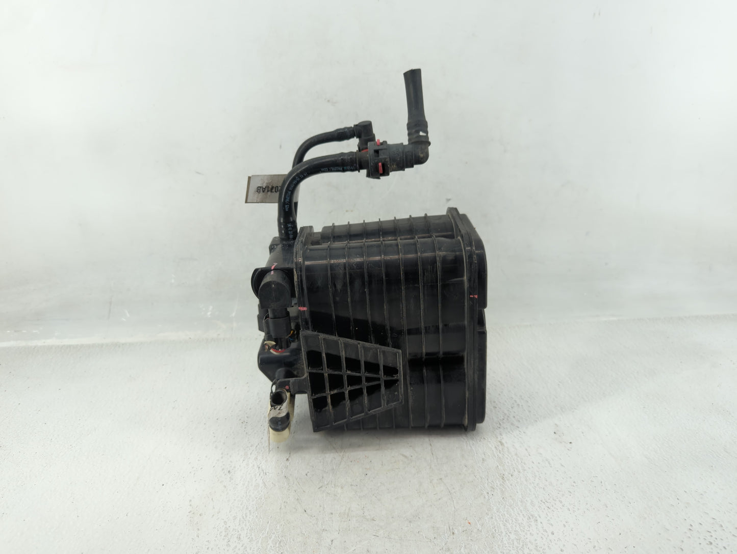 2016 Chevrolet Malibu Fuel Vapor Charcoal Canister 611020 - Oemusedautoparts1.com