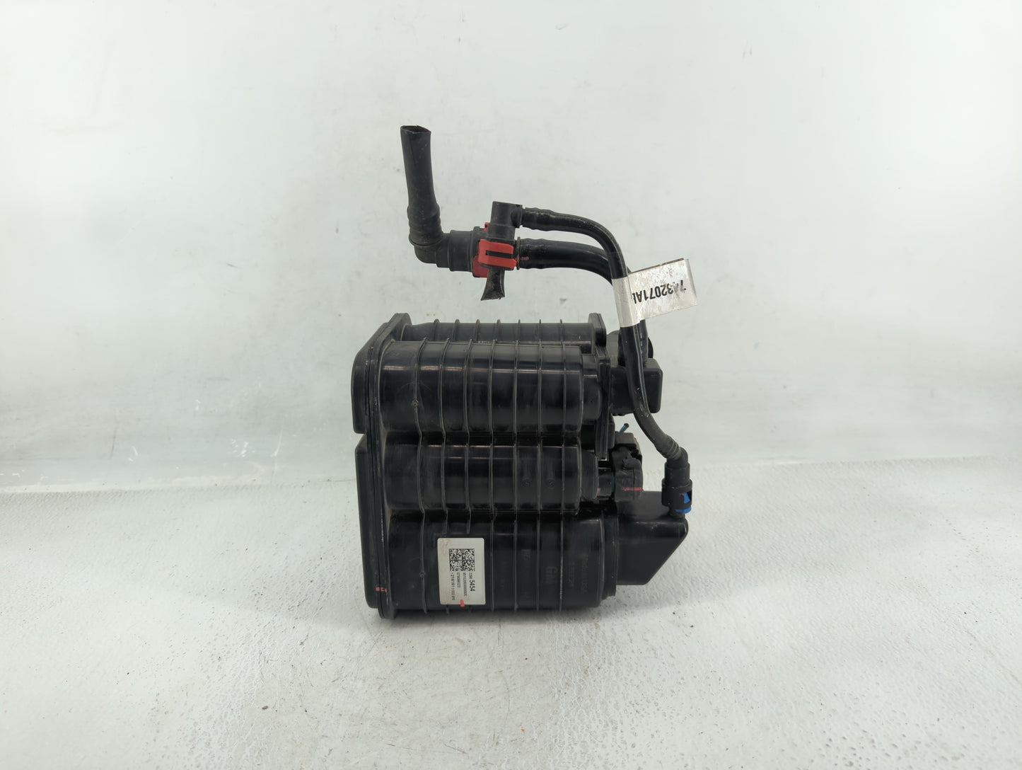 2016 Chevrolet Malibu Fuel Vapor Charcoal Canister 611020 - Oemusedautoparts1.com