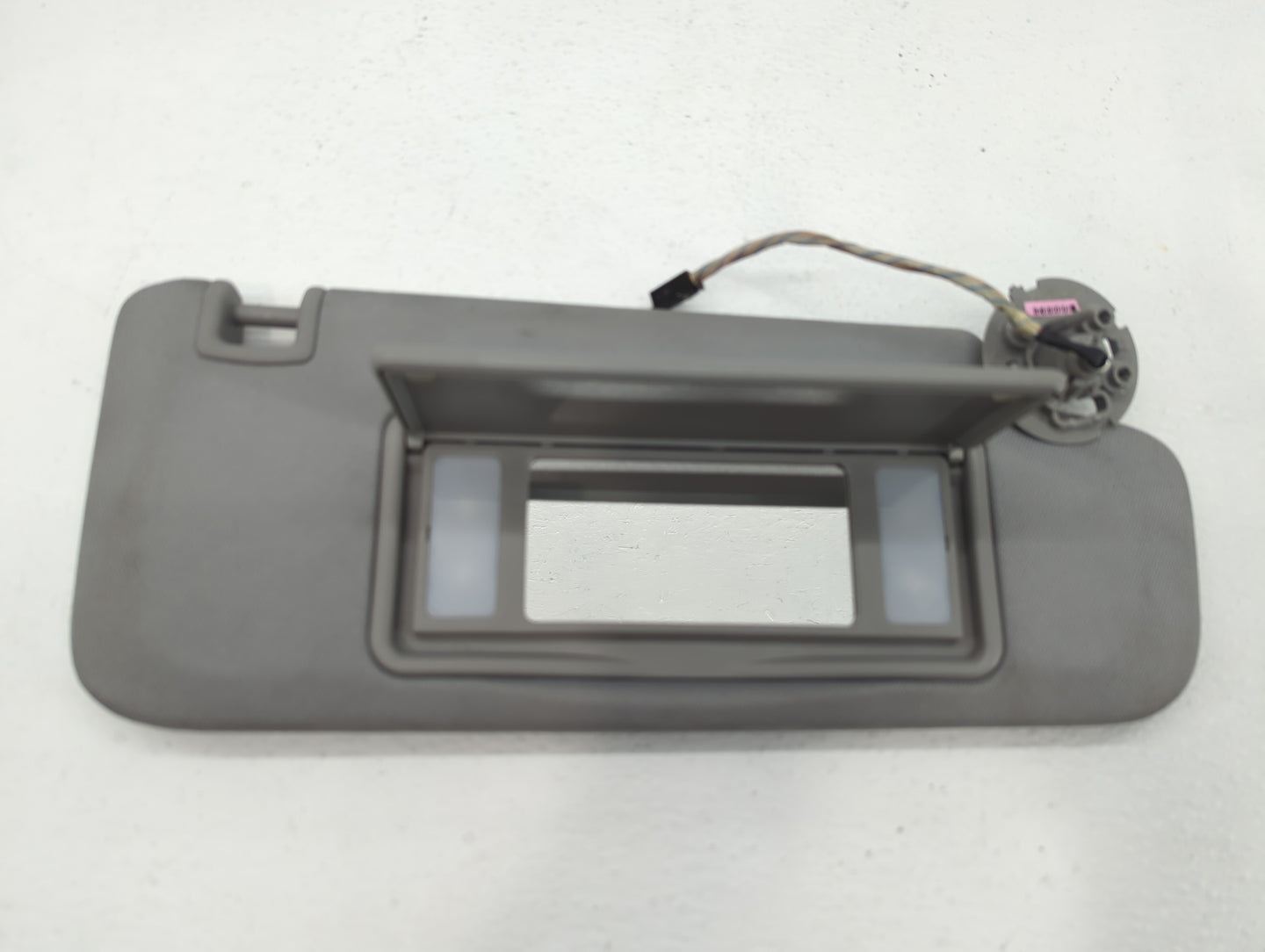 2016-2021 Chevrolet Malibu Sun Visor Shade Replacement Driver Left Mirror Fits Fits 2016 2017 2018 2019 2020 2021 OEM Used A